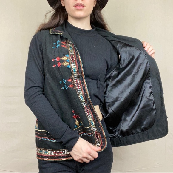 Fun vest - Picture 3 of 4